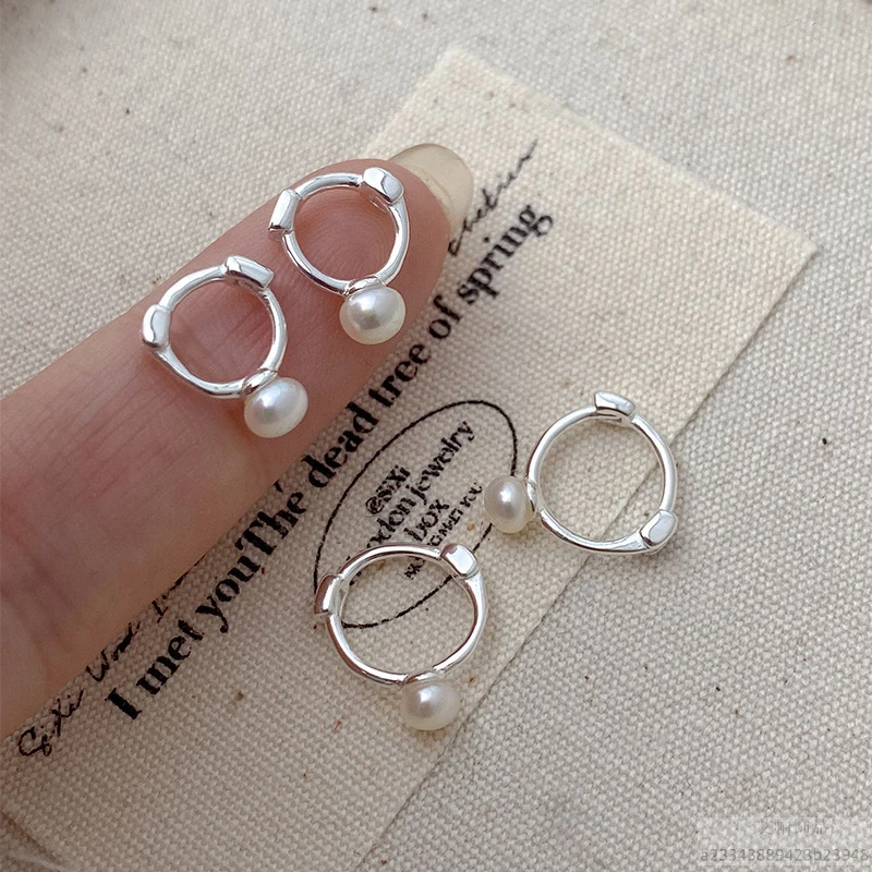 925银仿珍珠耳饰 s925耳环女气质通勤小众设计百搭高级感韩国耳饰