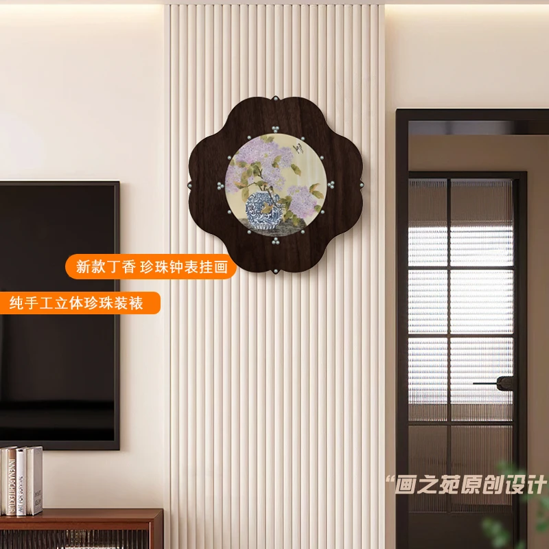 原创客厅挂钟2025新款中古风高级感复古钟表创意挂表静音时钟挂墙