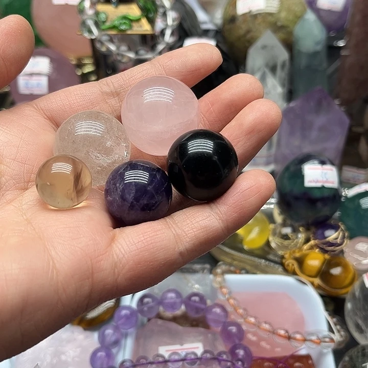 未镶嵌水晶珠宝半成品85克水晶小球