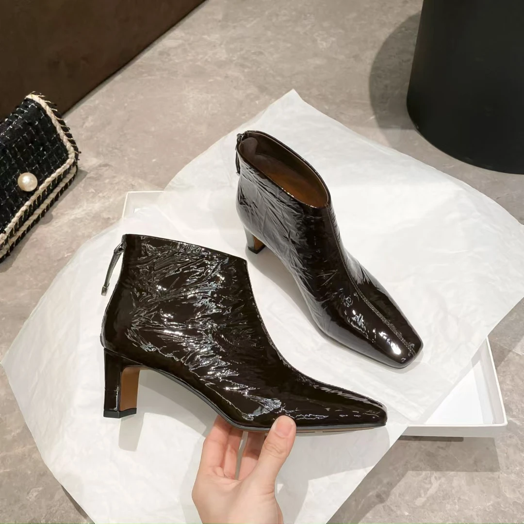 1218-23 女尖头冬方跟短靴气质时装靴  LBR 45043 R