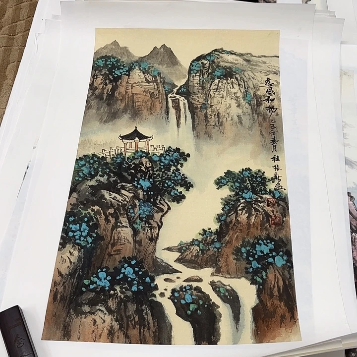 国画花鸟等图案和三开