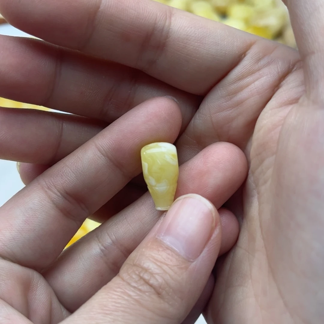 【闪购商品】未镶嵌蜜蜡裸石配饰