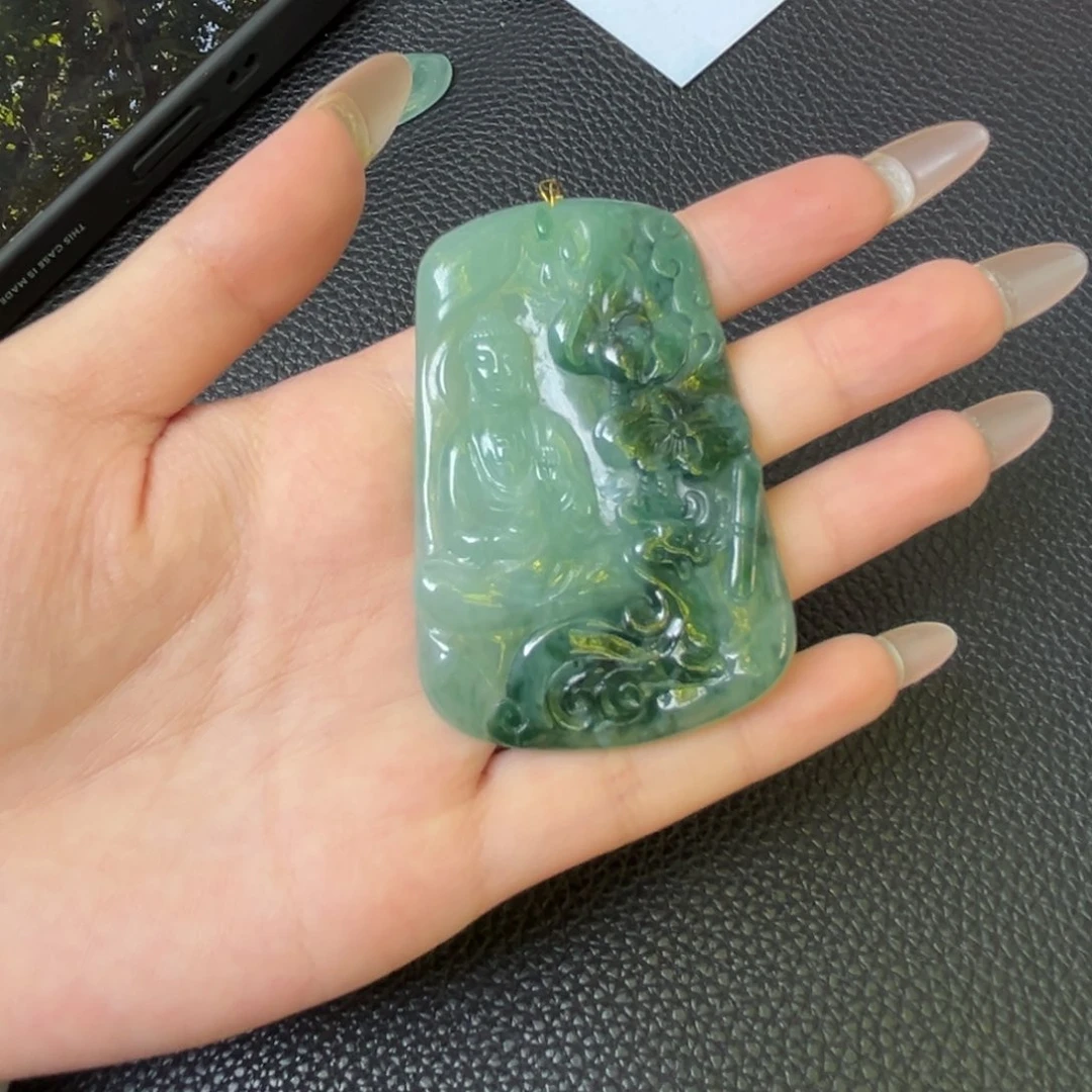 翡翠未镶嵌颈饰冰**芦天然