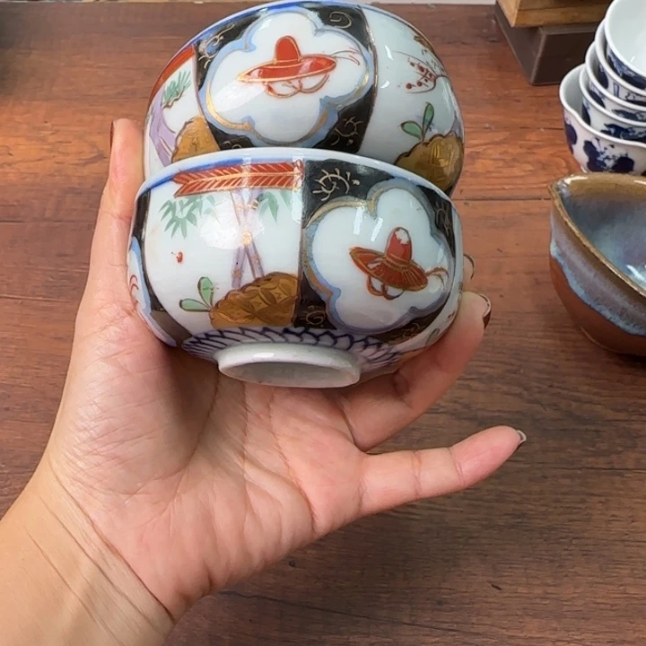 一个陶瓷物件哈哈哈哈