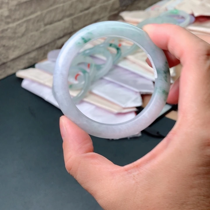 未镶嵌手镯翡翠Y****秋翡翠