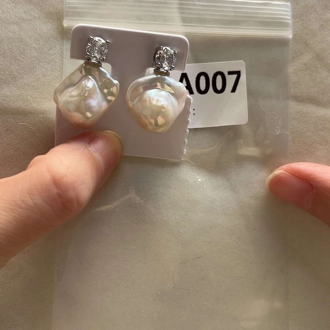 合金耳饰淡水珍珠