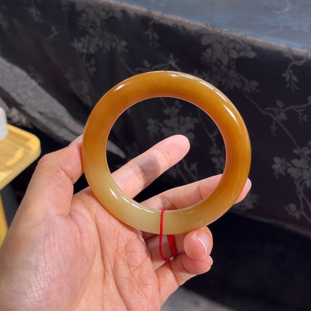 和田玉未镶嵌手镯  「且末红糖」