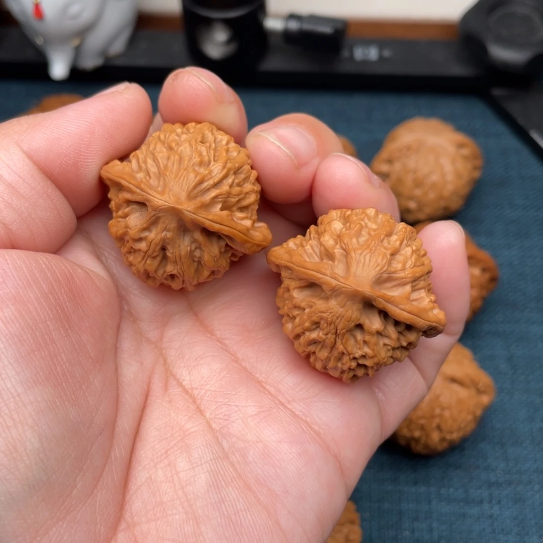 把件文玩核桃全品金牛36