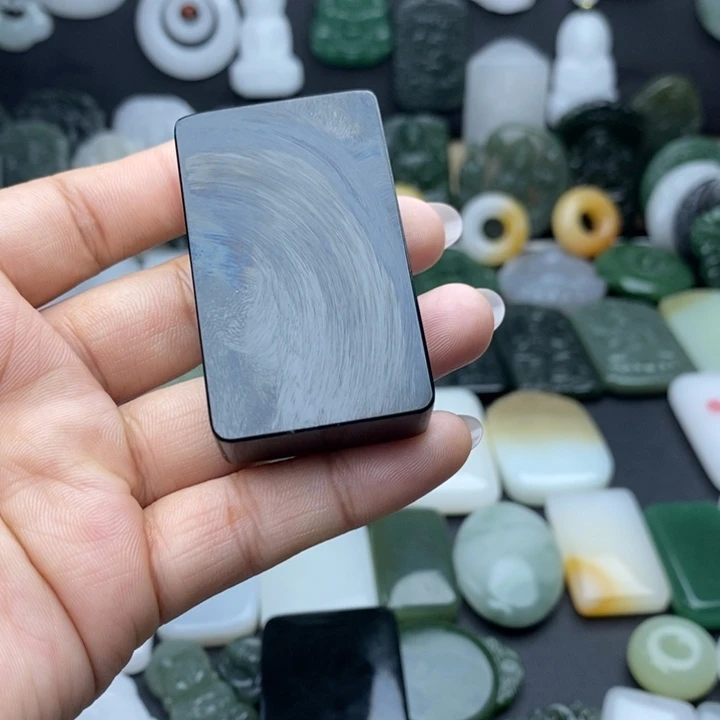 M***杨和田玉未镶嵌颈饰