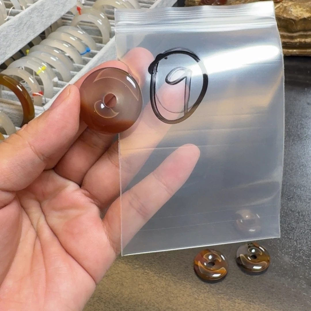 玛瑙/玉髓未镶嵌珠宝半成品