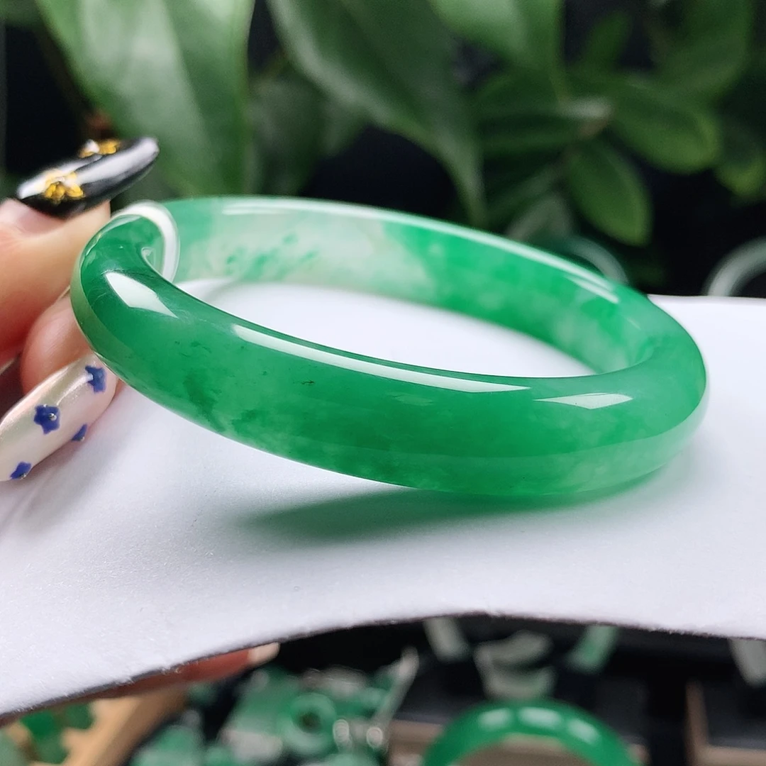 石英质玉未镶嵌手镯58