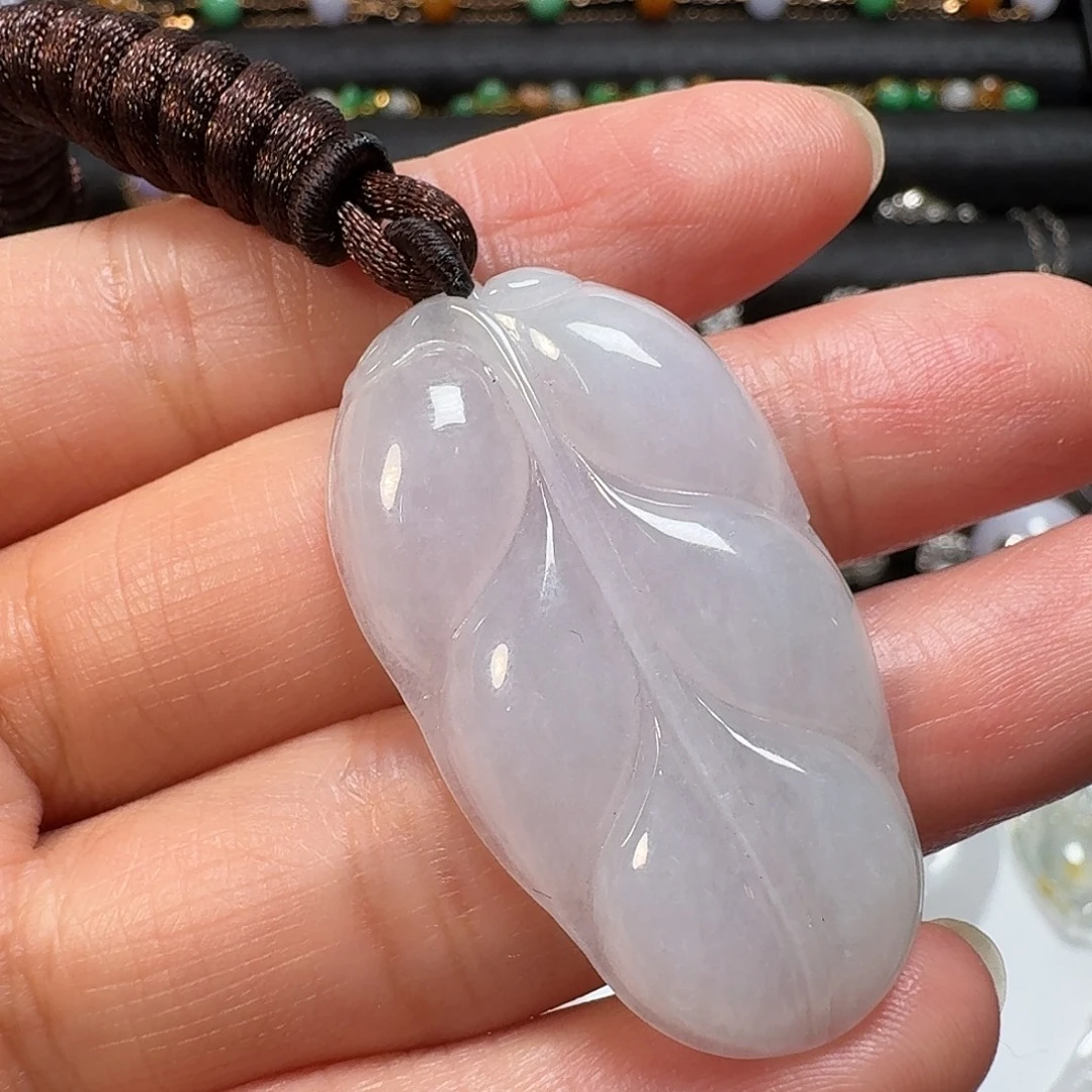 翡翠未镶嵌颈饰冰种树叶