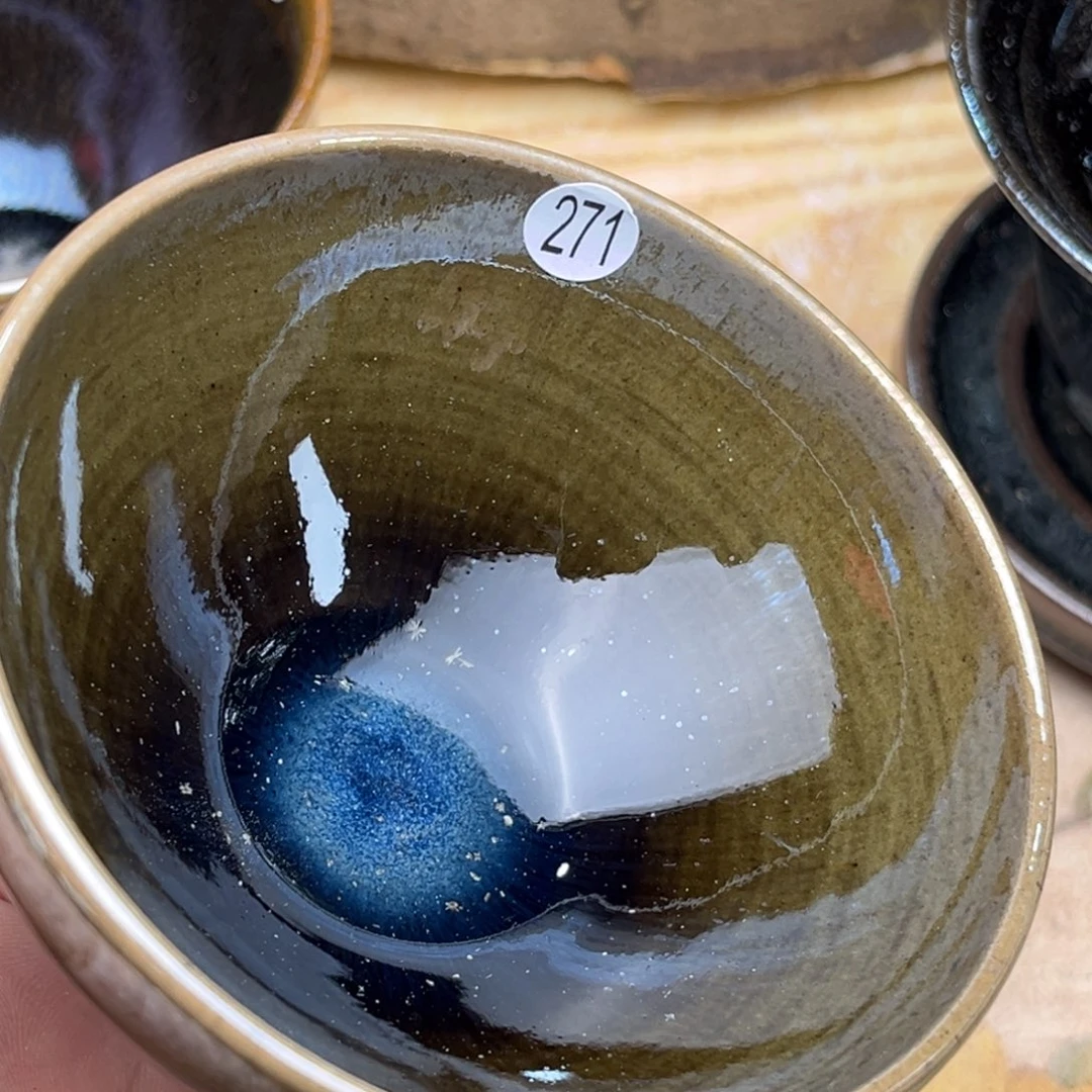 茶盏义兴龙窑坚持真柴烧
