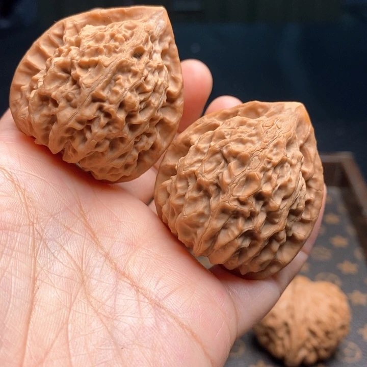 把件文玩核桃金牛40尺