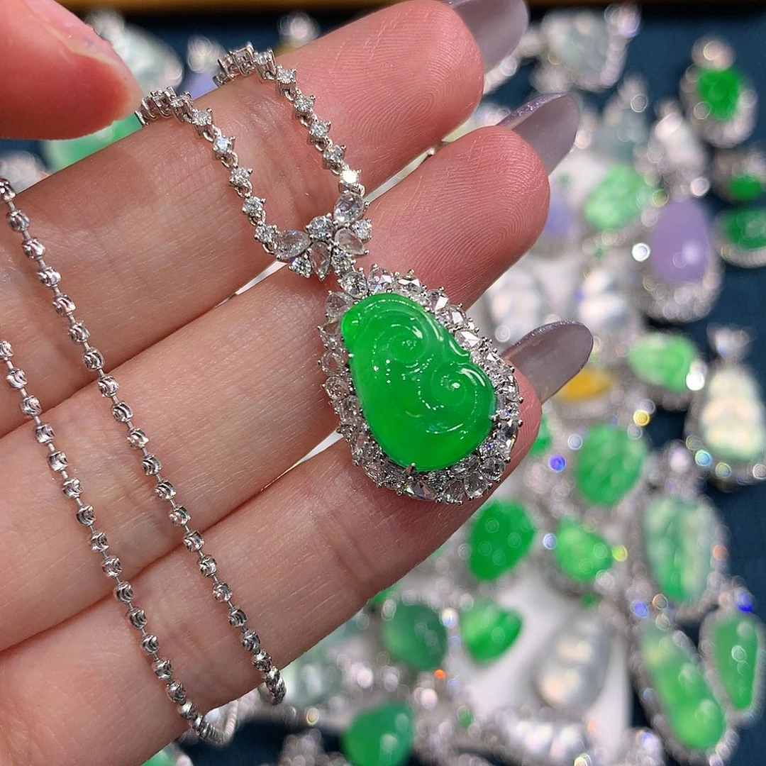 翡翠颈饰18K金镶嵌如意套链