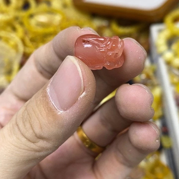 南红玛瑙未镶嵌吊坠