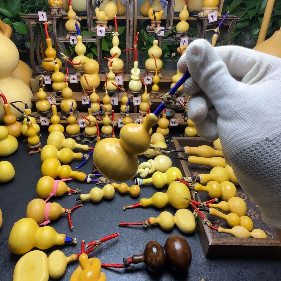 M***O刚才重重复复发发发发发发发发