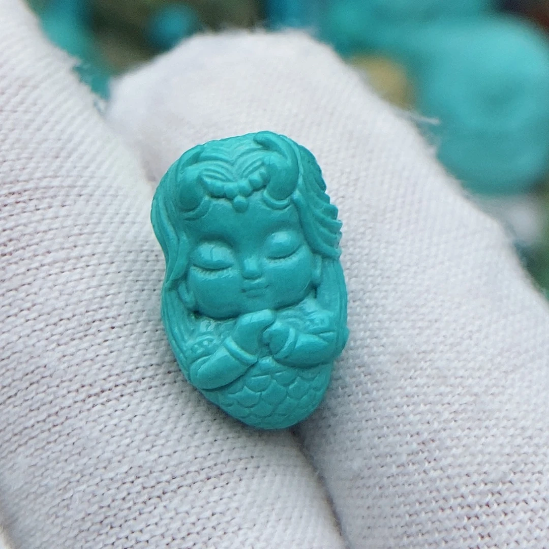 绿松石未镶嵌颈饰