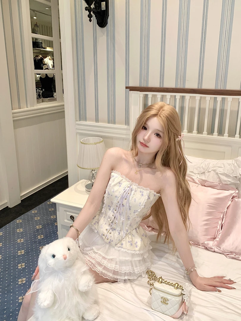 纯欲风性感辣妹碎花蕾丝蝴蝶结绑带抹胸上衣女+高腰蛋糕裙两件套