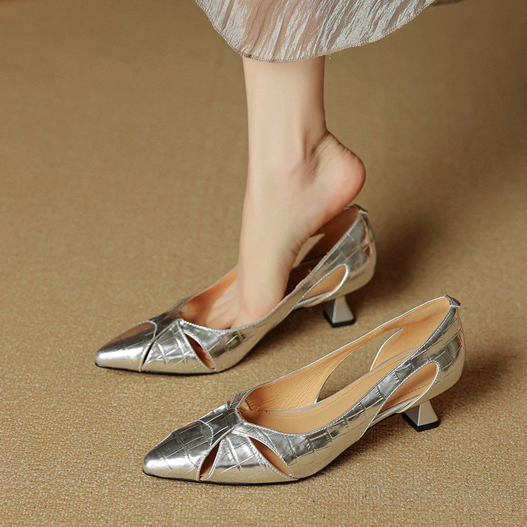 牛皮5cm～尖头法式中跟镂空百搭一脚蹬舒适时尚女气质时装凉鞋细跟