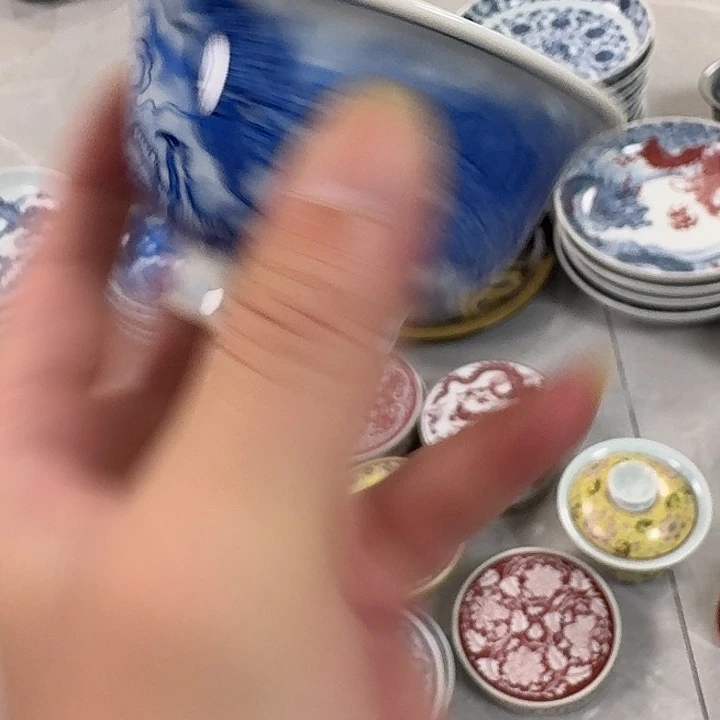 瓷片腾龙献宝压手杯主人杯