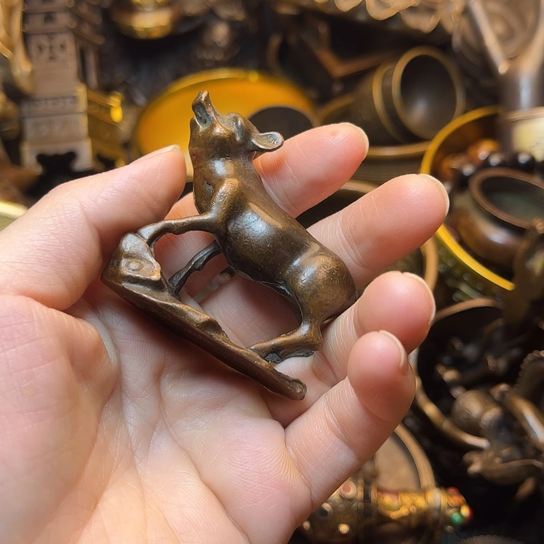 精美铜器工艺品等