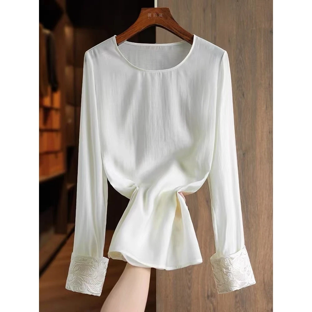 早春大码女国风纯色百搭刺绣天丝上衣89310