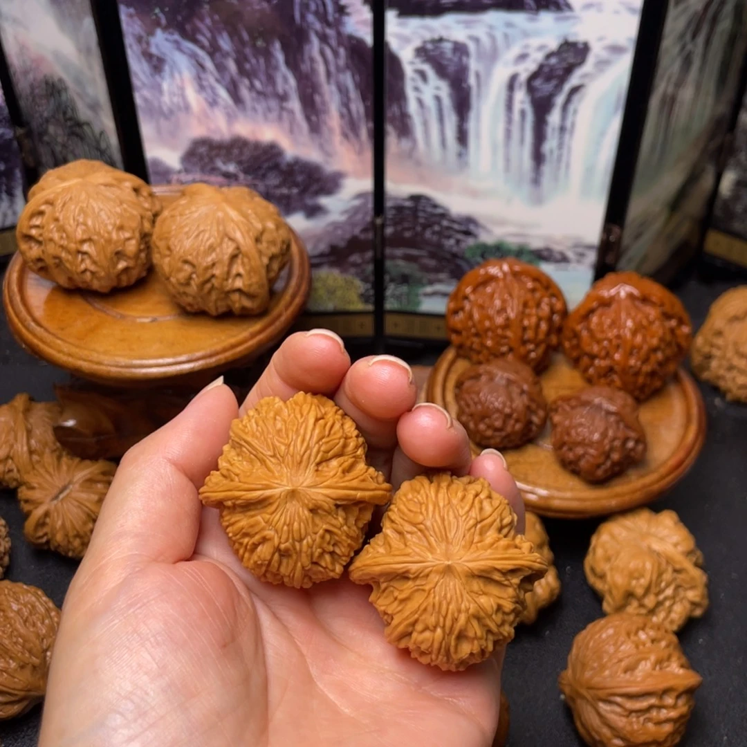 折***事文玩核桃把件40磨盘