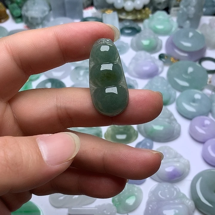 翡翠未镶嵌颈饰天然翡翠