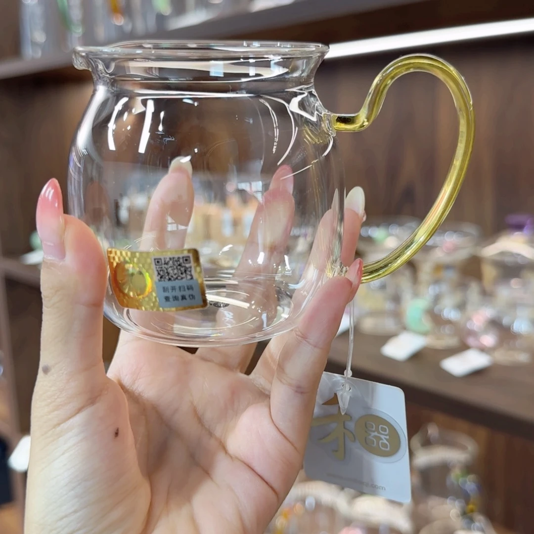 禾器美满浅黄色。。。。