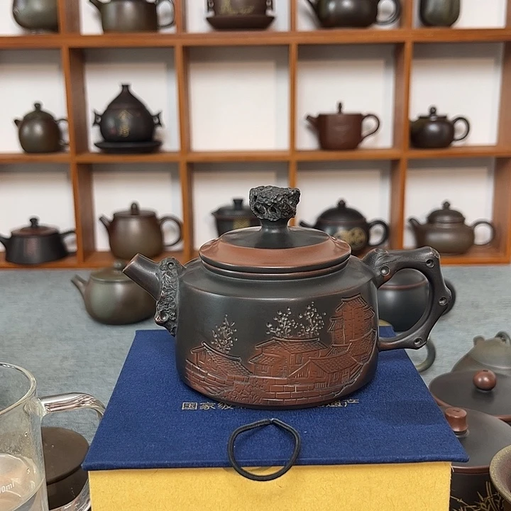 壶坭兴陶茶壶重工浮雕250cc纯手工制作