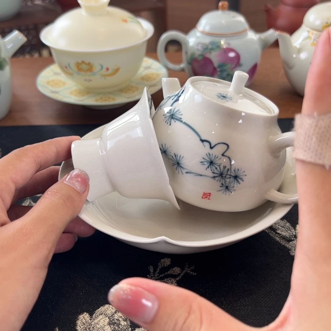 茶具等产品的生产和销售工作