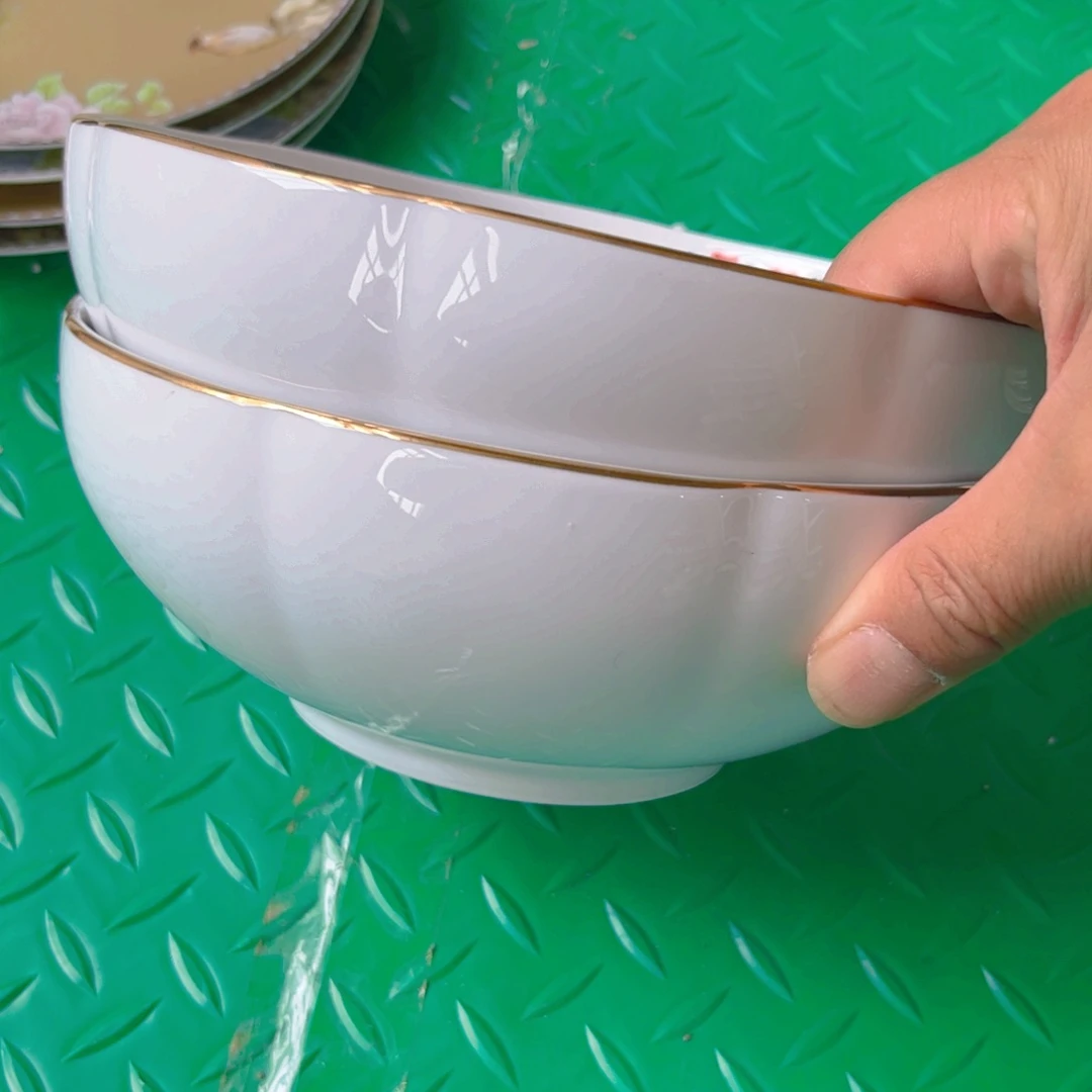 瓷片清*八寸汤碗二个微瑕