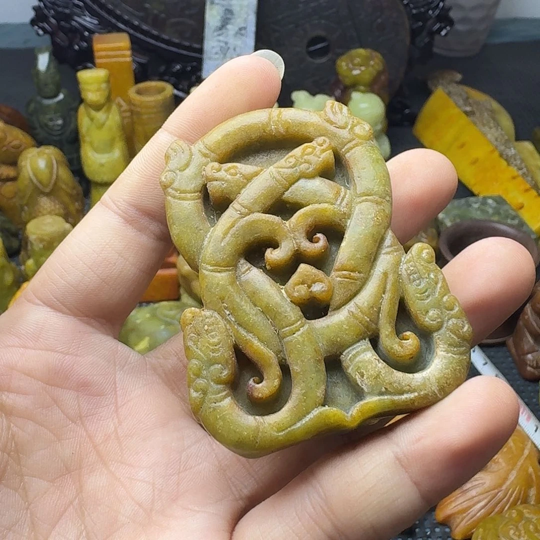 白玉菩提吊坠。。。皮带扣