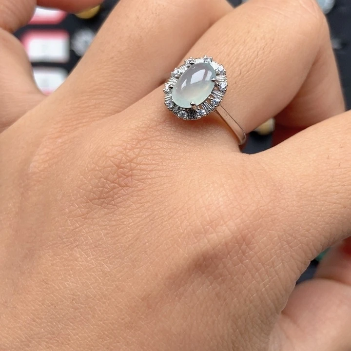 翡翠未镶嵌戒指戒指