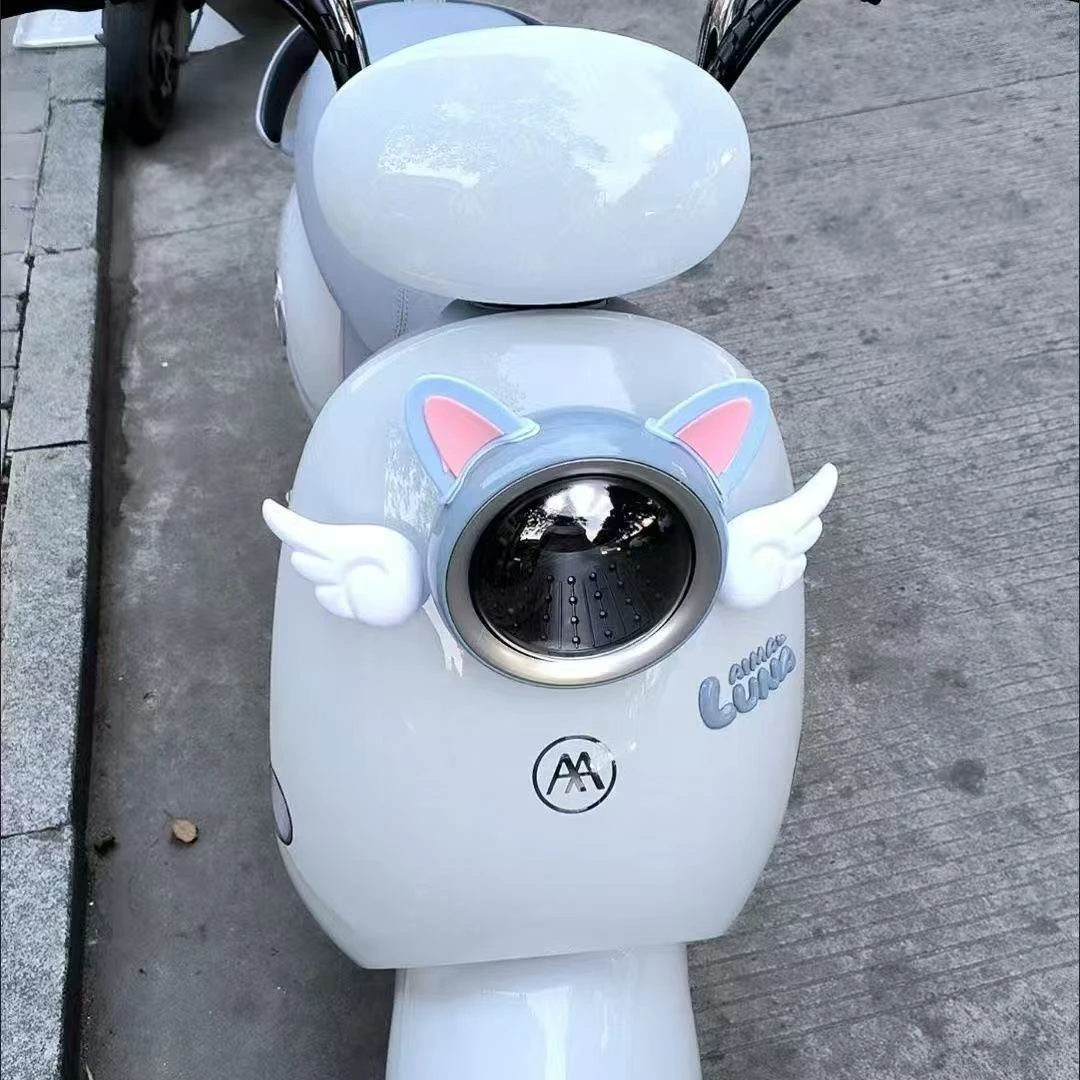 电动车摩托天使翅膀猫耳朵可爱装饰车贴头盔爱玛九号网红款小配件