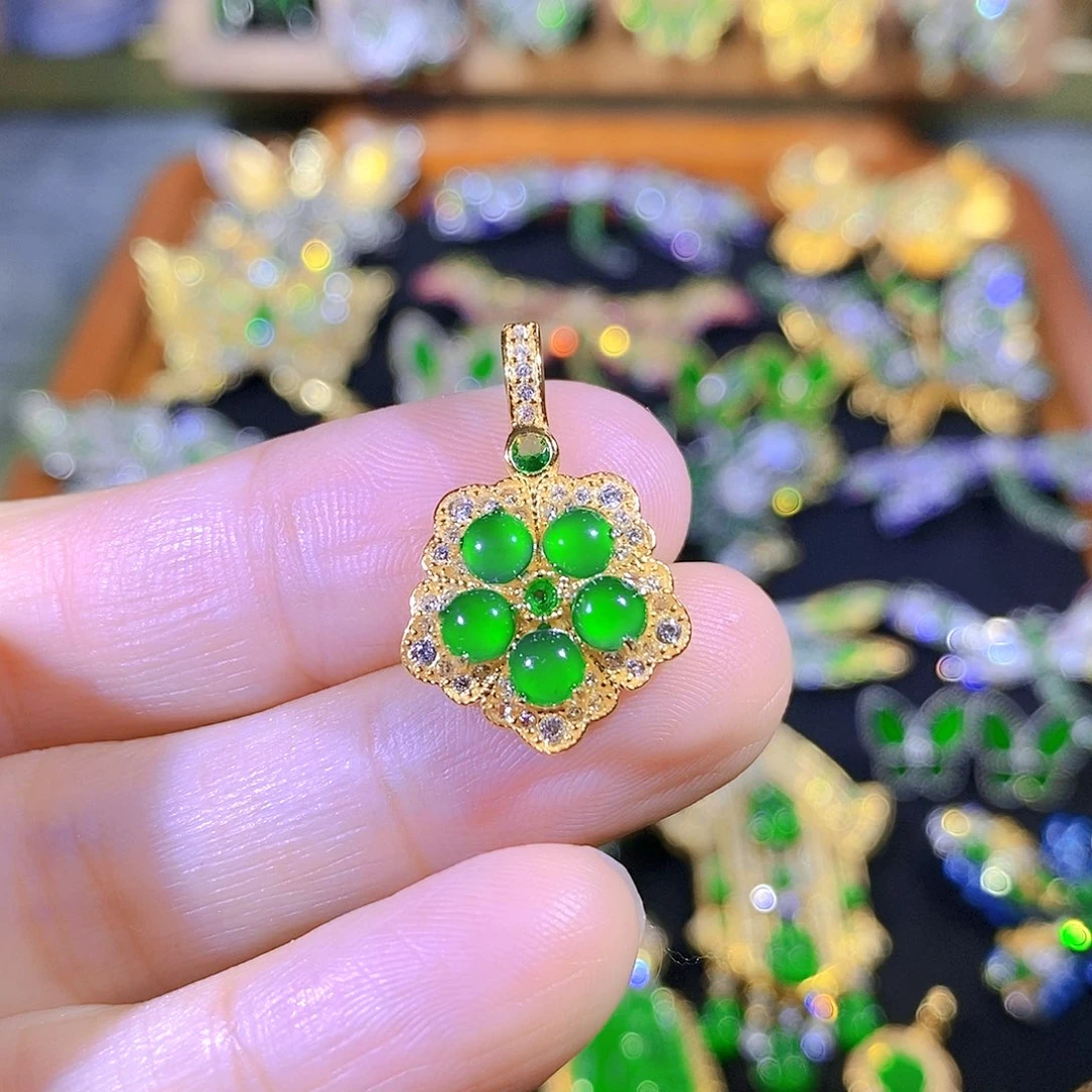 颈饰银S925镶嵌翡翠