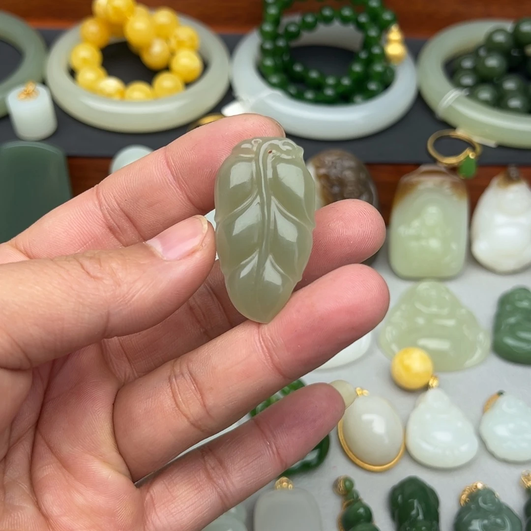 和田玉未镶嵌吊坠(不含链)