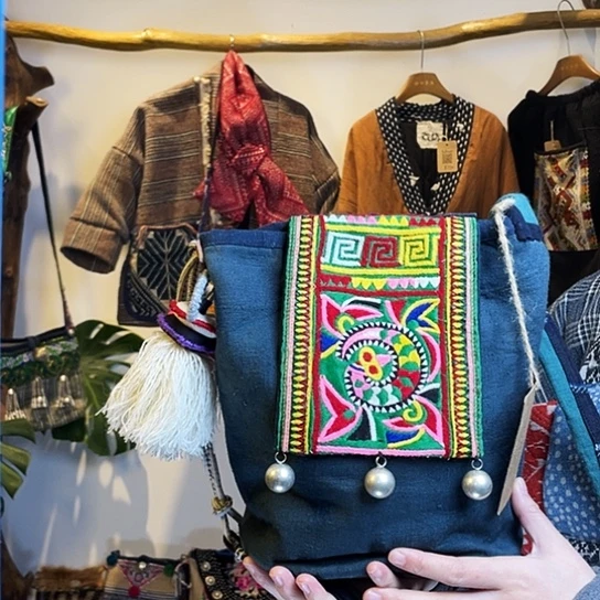 织绣手工制作包包