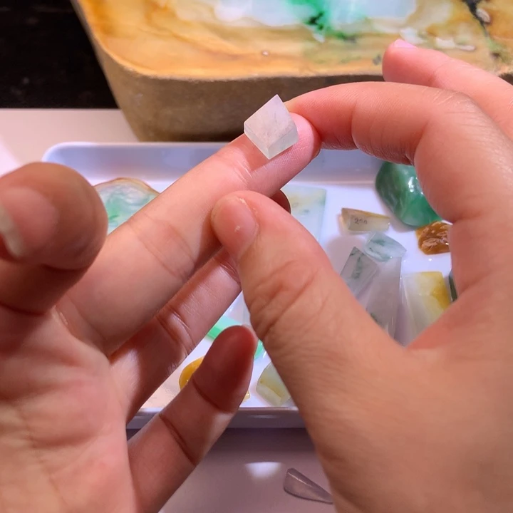 定制翡翠未镶嵌21