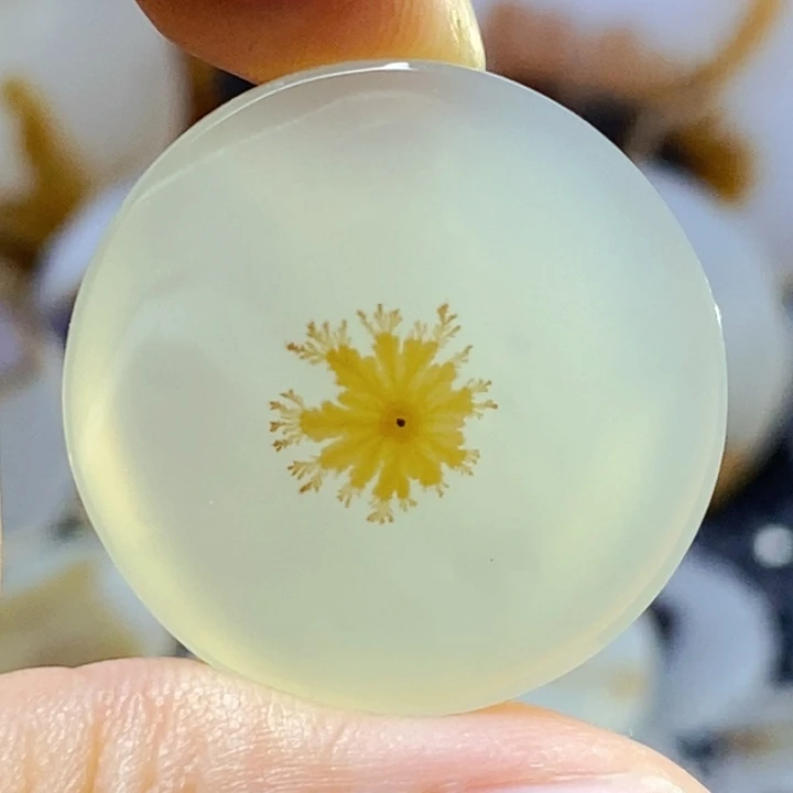 玛瑙/玉髓未镶嵌珠宝半成品