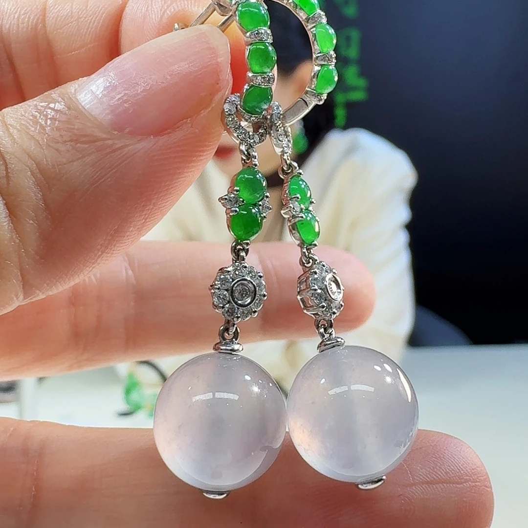 翡翠18K金镶嵌耳饰18k金镶嵌