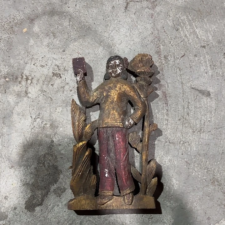 袁****香榧木老木雕老人物花板