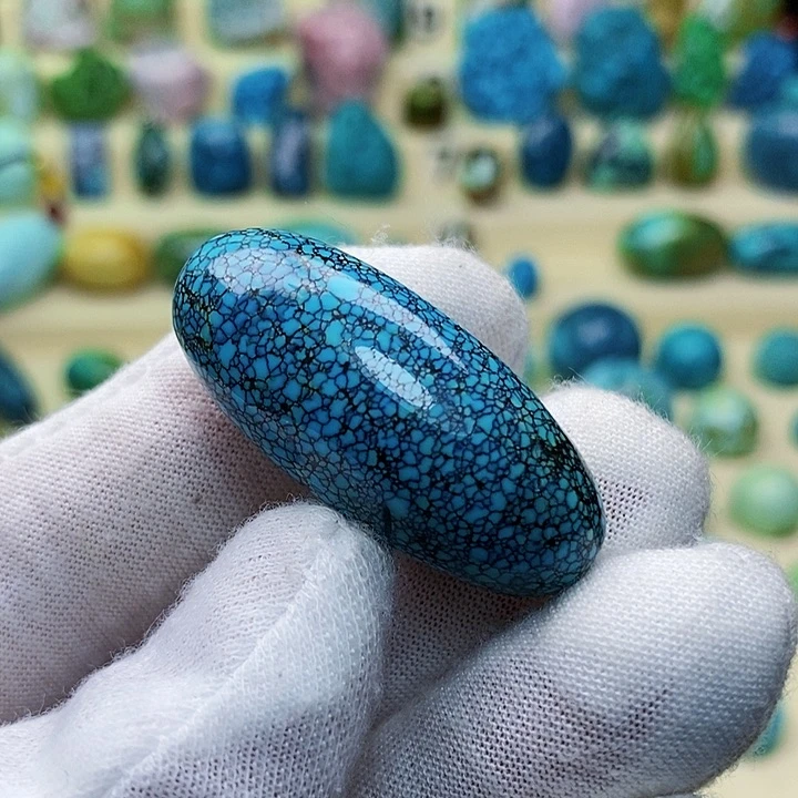 绿松石配饰未镶嵌