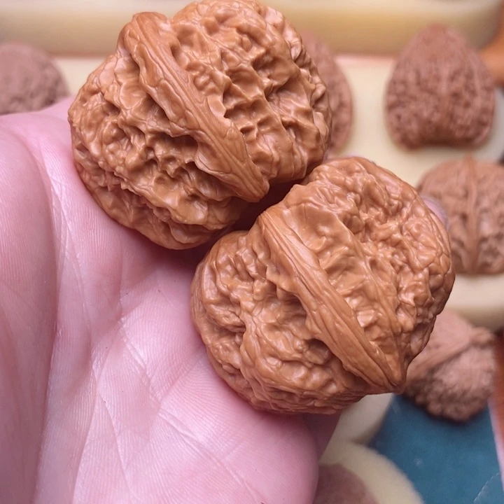 文玩核桃把件44粗筋野驴