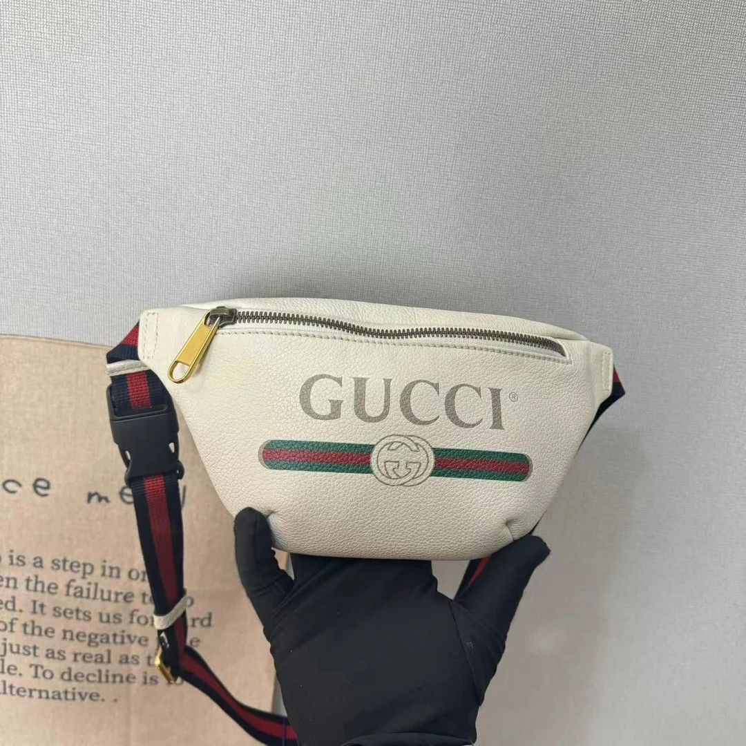 95新 GUCCI/古驰 古登中古/gucci斜挎包/古驰白色皮质腰包/胸包