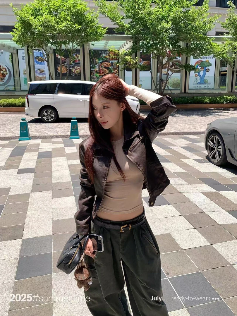 法式复古设计感辣妹气质上衣女显瘦工装休闲裤三件套2025夏季外套