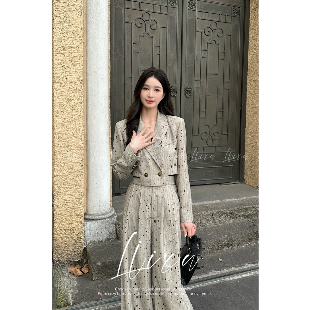 Liixu高级感西装套装女烫钻镂空外套阔腿裤两件套24TZ076
