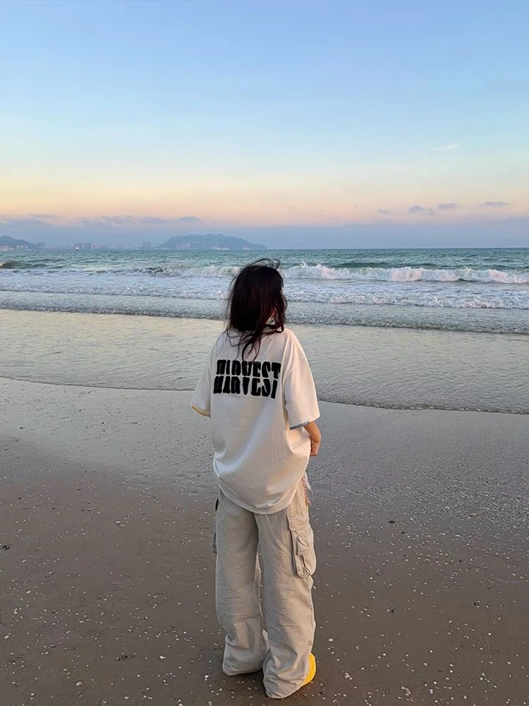 今年新款价格太香了！闭眼冲！280克重磅纽扣设计刺绣短袖男女