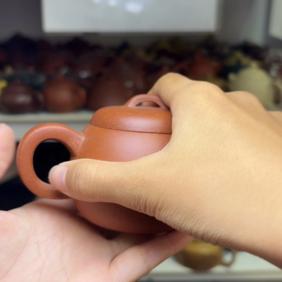 甄选宜兴本土紫砂壶